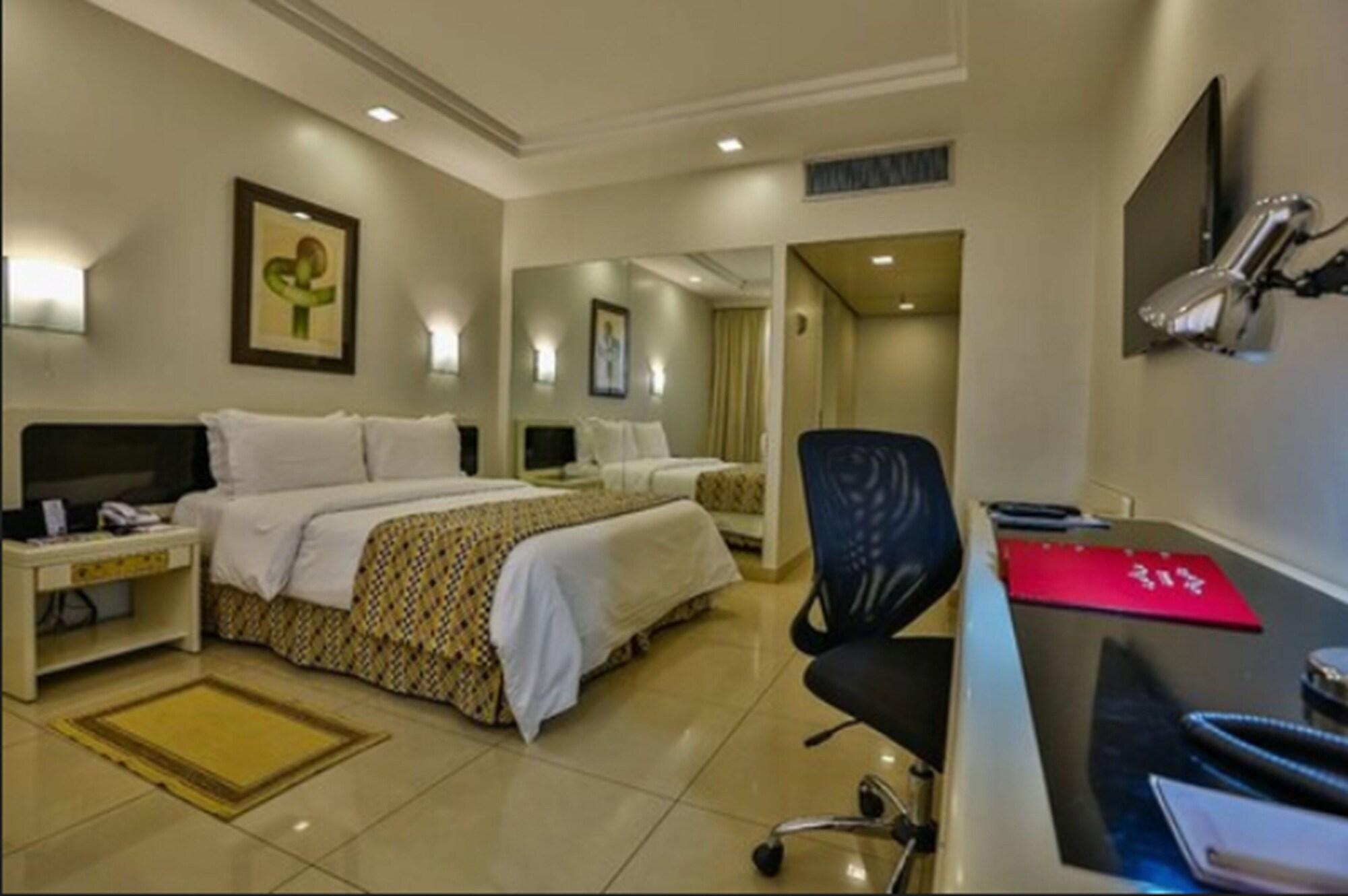 Castro'S Park Hotel Goiânia Extérieur photo