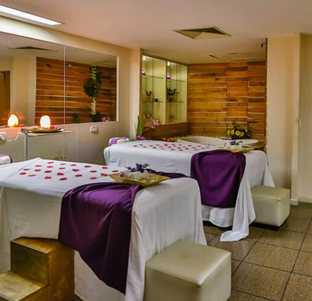 Castro'S Park Hotel Goiânia Extérieur photo