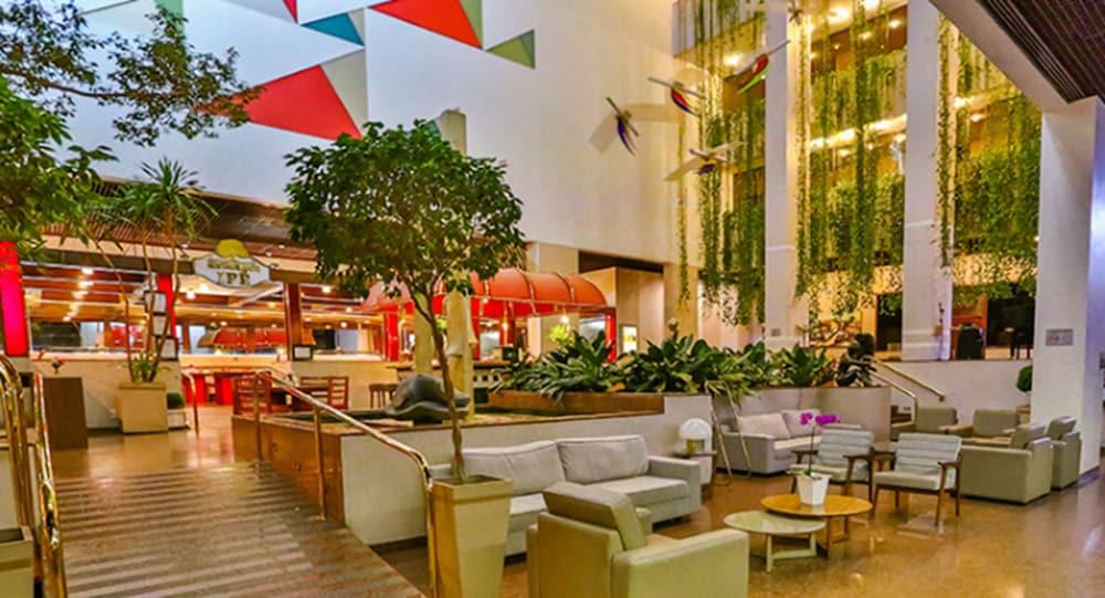 Castro'S Park Hotel Goiânia Extérieur photo