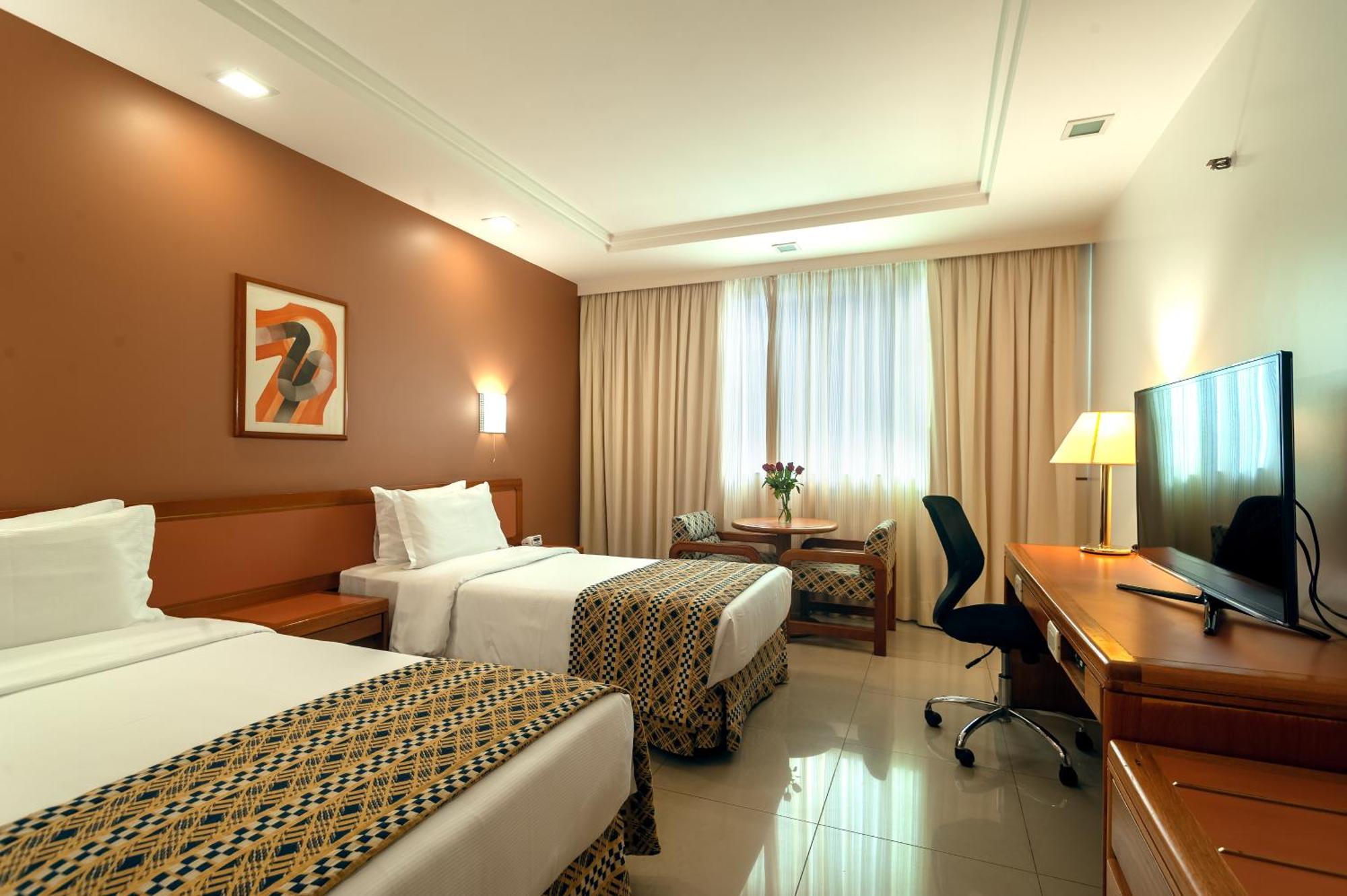Castro'S Park Hotel Goiânia Extérieur photo