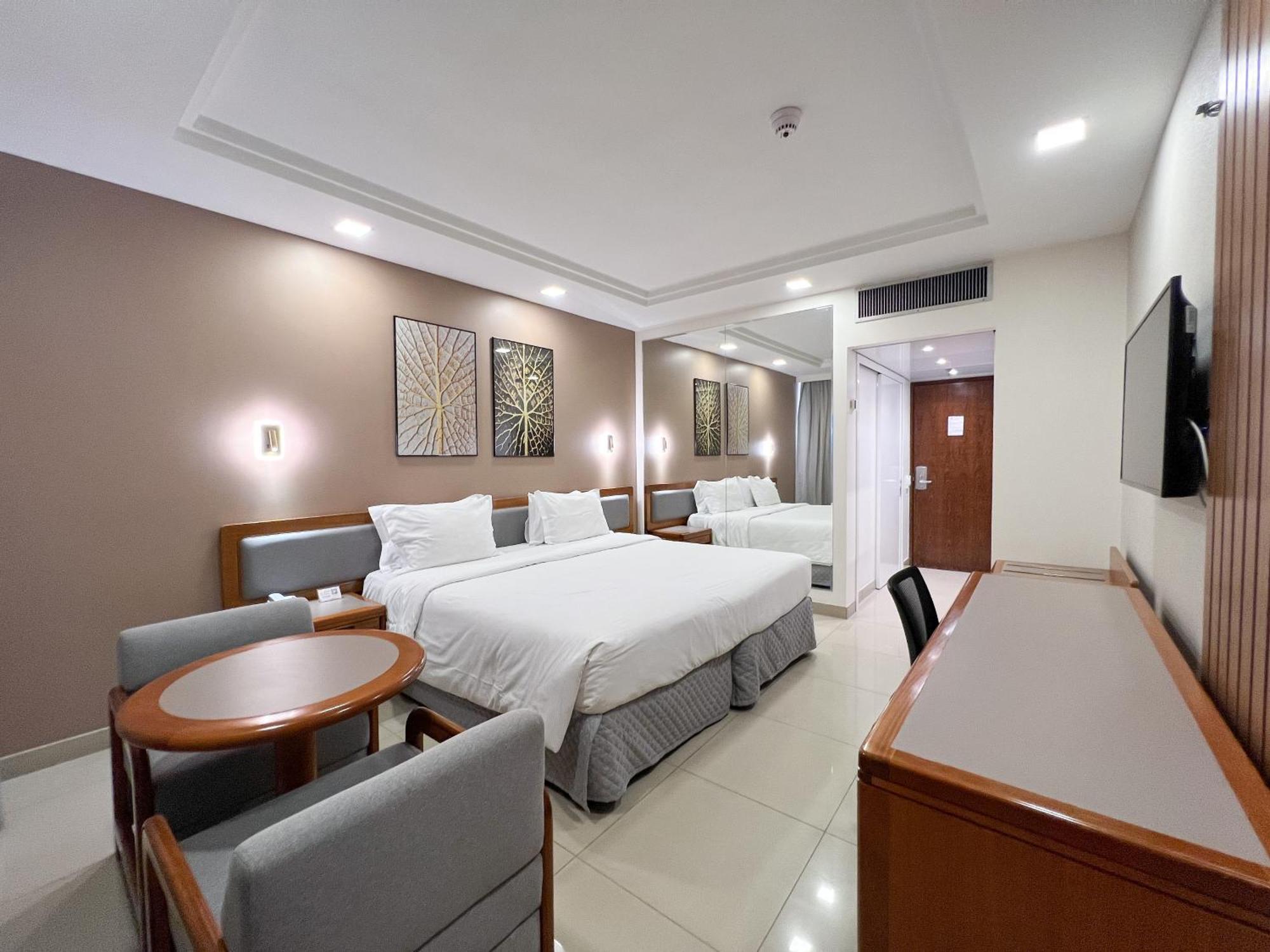 Castro'S Park Hotel Goiânia Extérieur photo